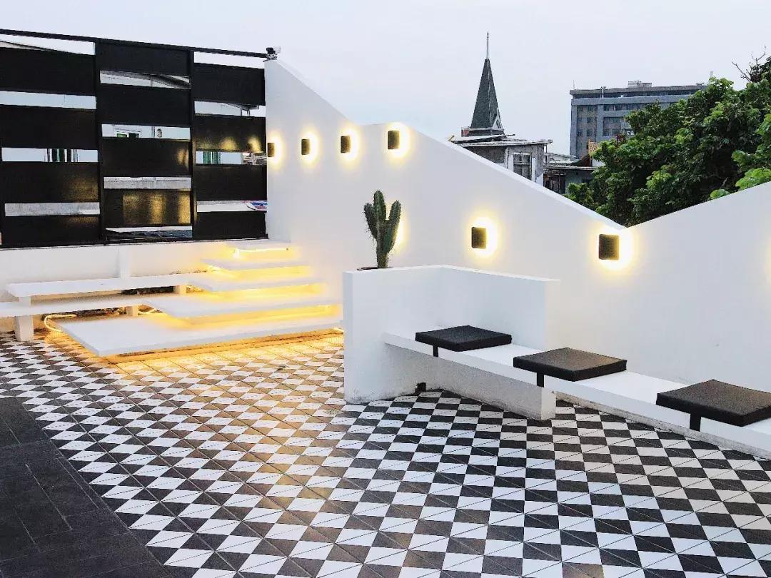 藏在海边的摩洛哥花园!夫妻俩不懂设计,却造出厦门最美网红民宿