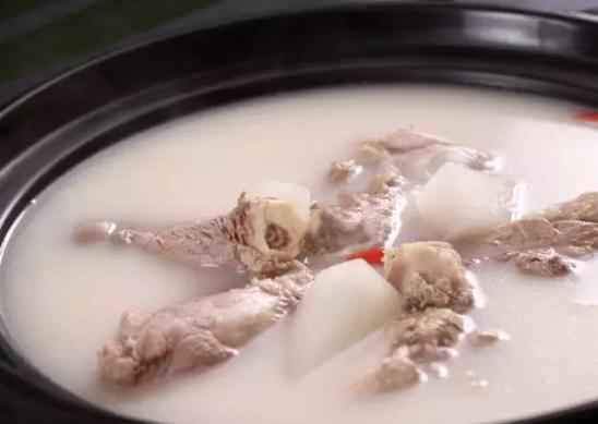 为什么高汤做出来的菜香,中国菜为什么放那么多调料