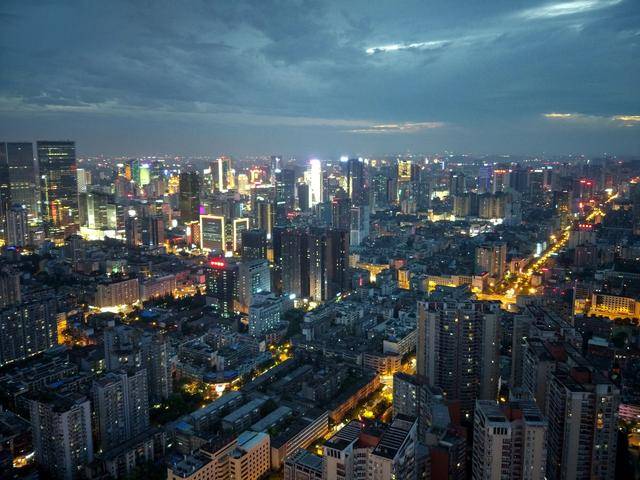 你对别人掏心了人家对你掏肺了吗,曾经掏心掏肺换来的却是狼心狗肺