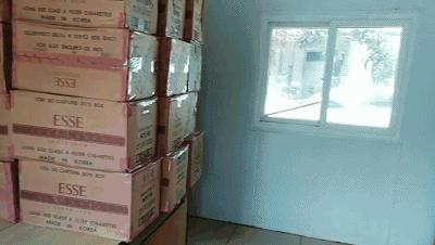 男子冲卡逃亡,男子冲卡逃跑