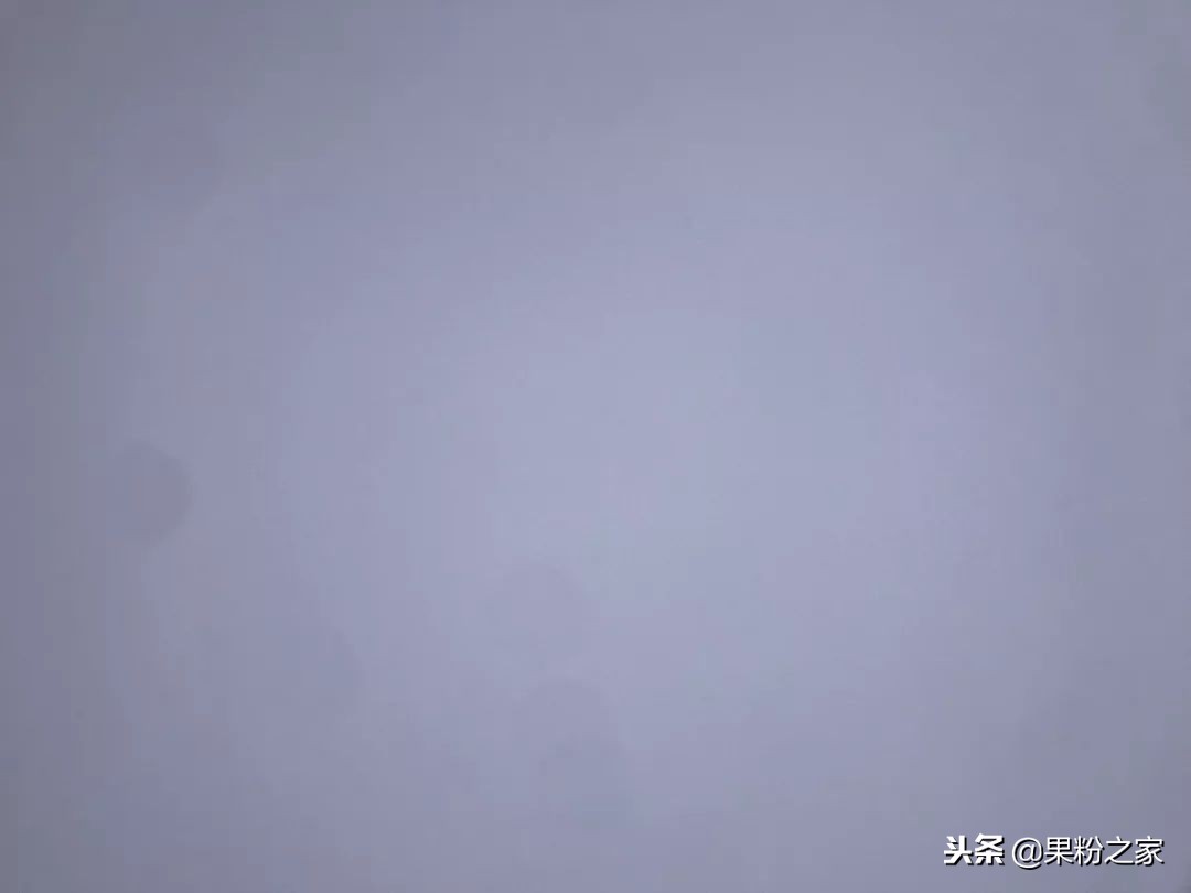 iphone出现黑斑可消失,iphone放大3倍有黑斑