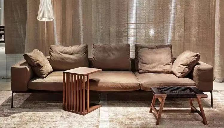 沙发到底贵在哪里,那些几十万一个的沙发到底贵在哪