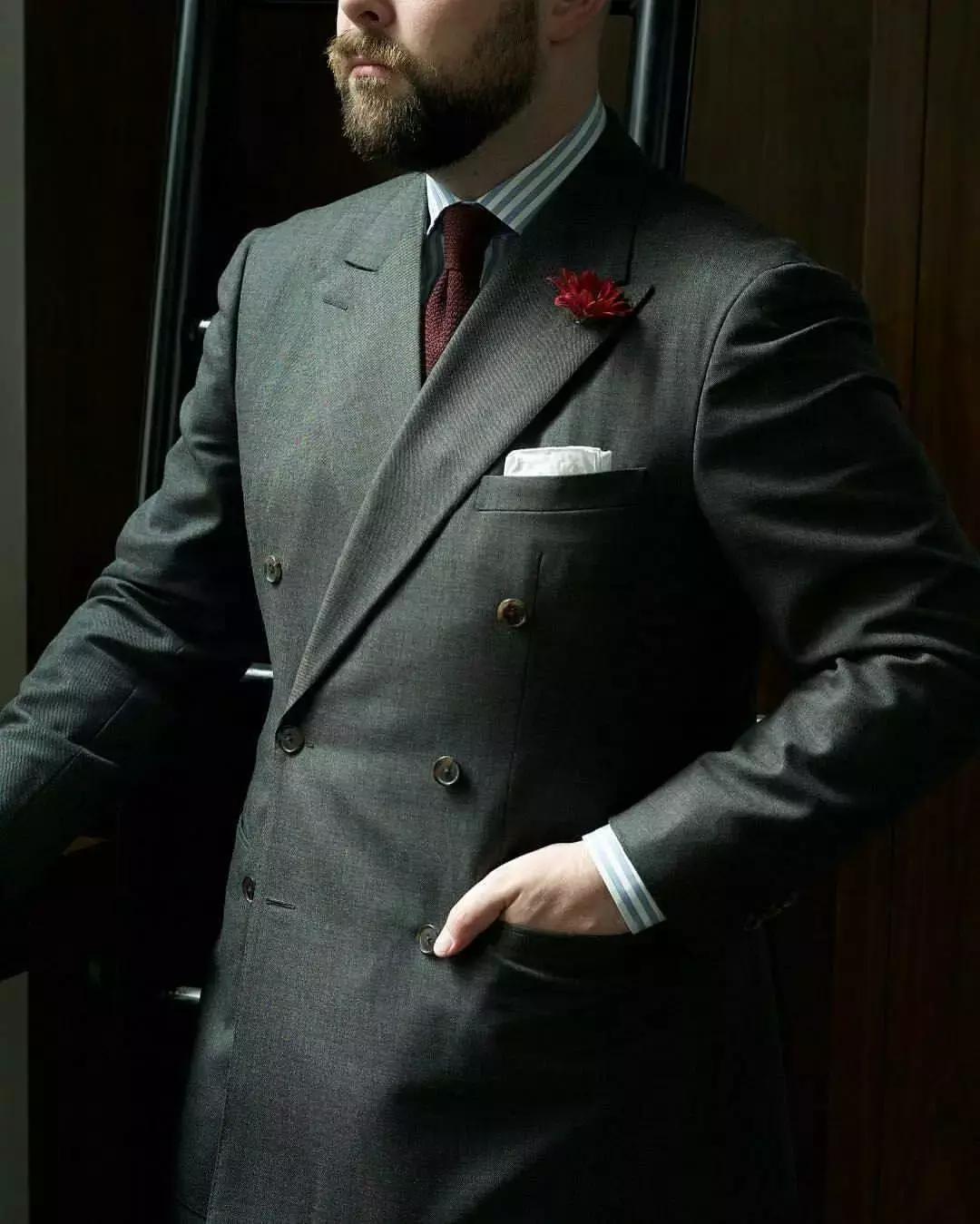 适合肥胖人穿的西服,既然身高改变不了那就改变身材