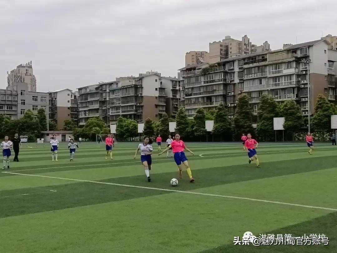 喜大普奔和田足球队,喜大普奔和三冠王