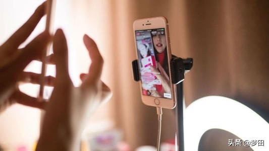 一场疫情揭开无数人的伤疤,海外代购疫情最新通报