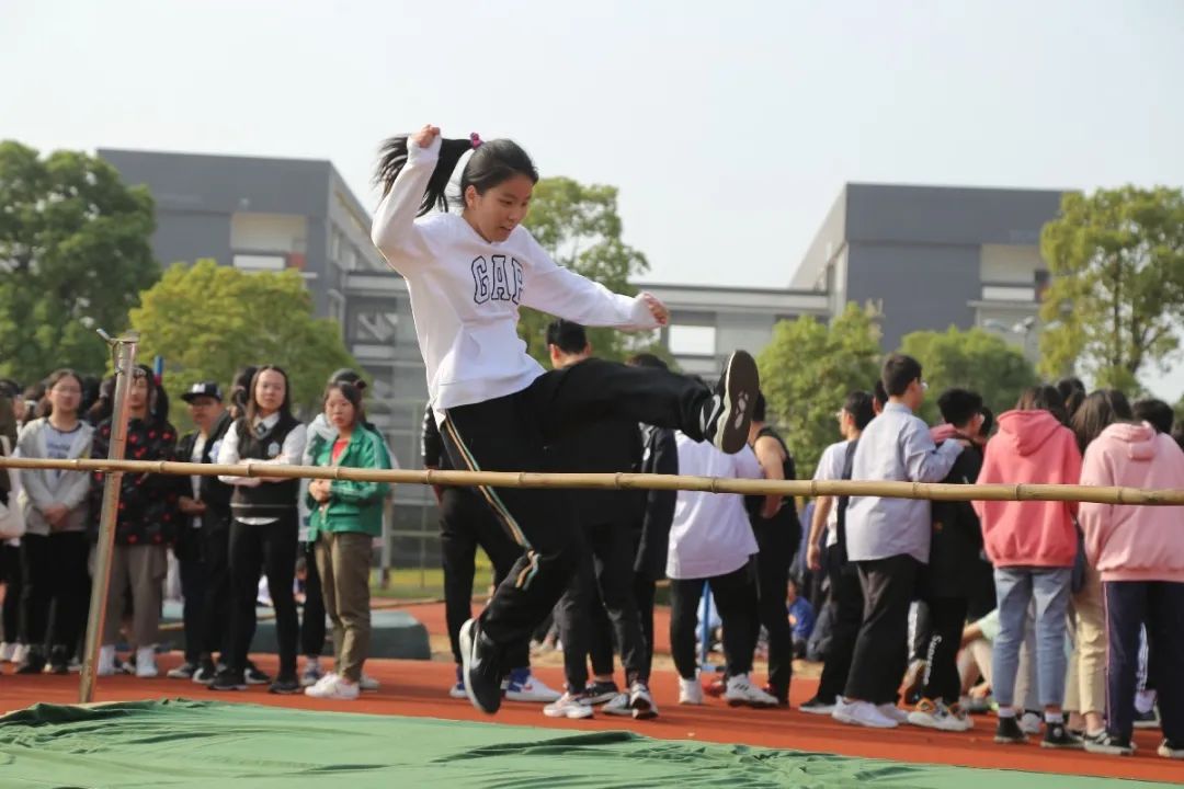 校运会盛况,靖江市第一中学校运动会2020