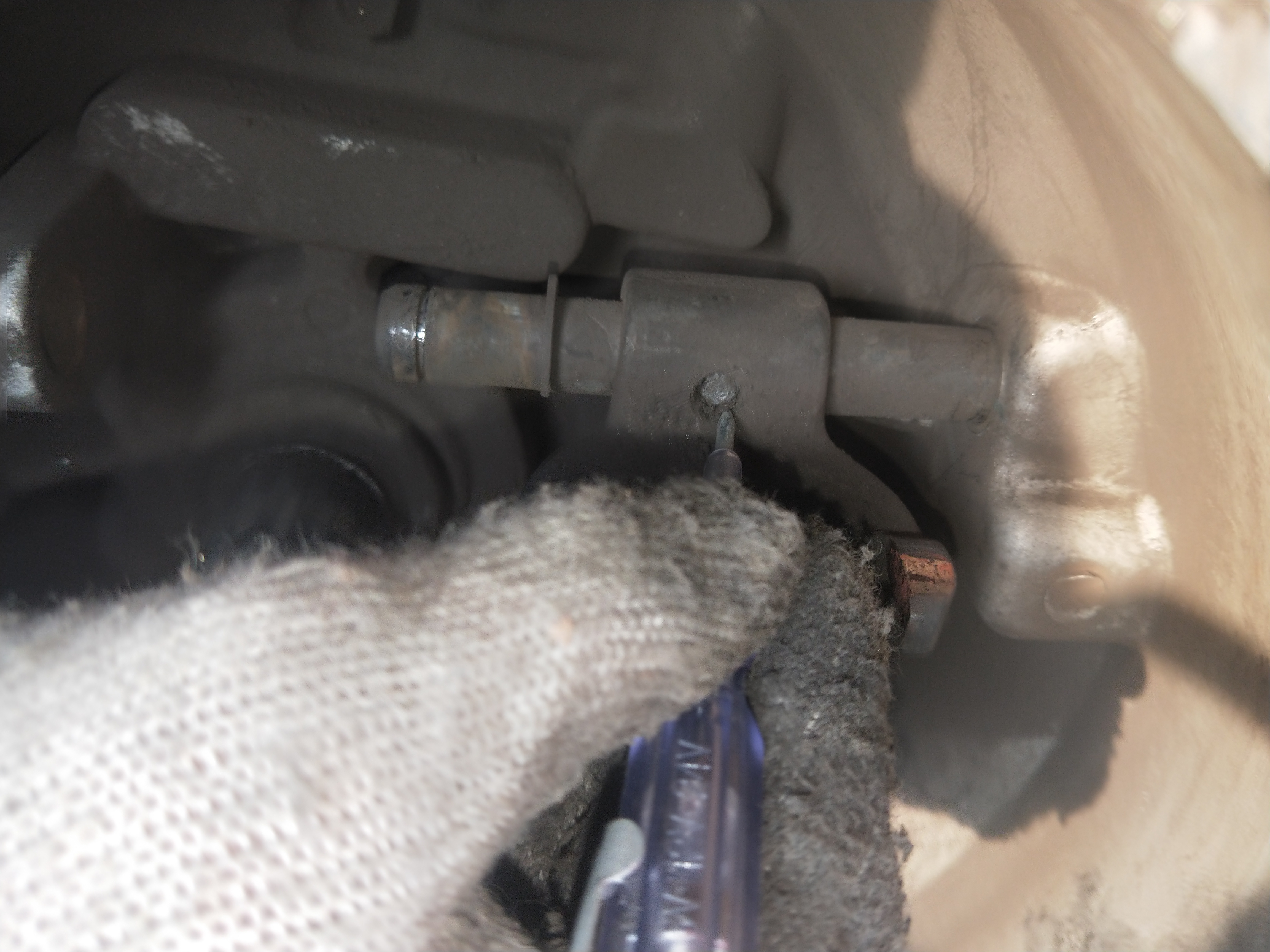 五菱荣光离合失灵怎么回事,五菱荣光3挡和4挡挂不上怎么回事