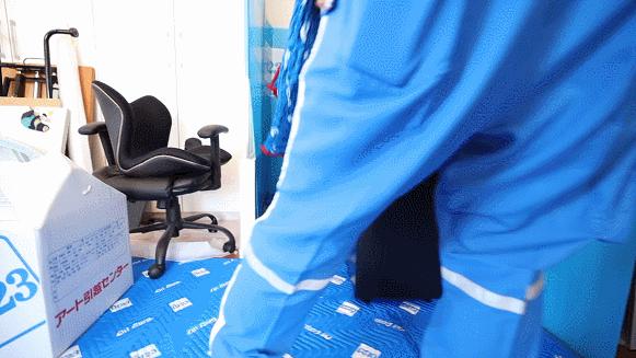 “变态”到极致的日本人，连搬家都不放过，网友拍下全过程！