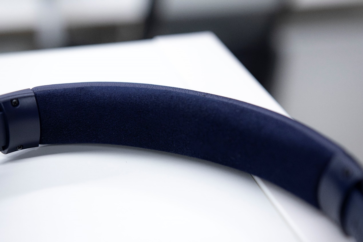 临近年终，戴上QC35让自己“静”入佳境