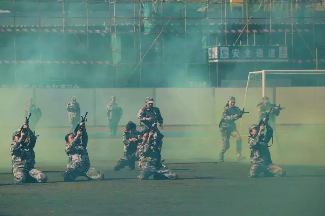 真人版穿越火线军训,有真人cs军训的大学