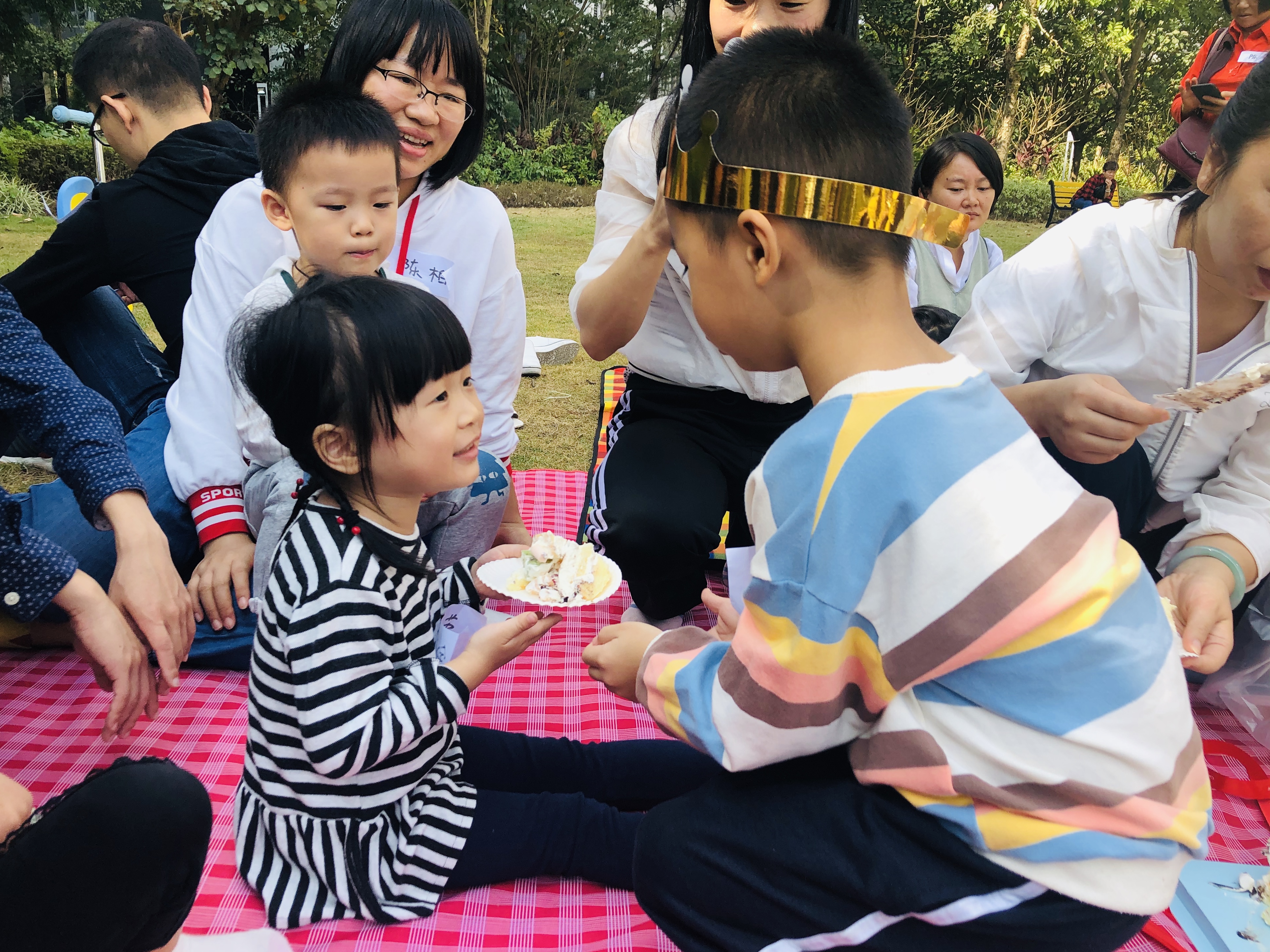 亲亲小二，我们约会吧！——记中信小二班环保主题野餐趴