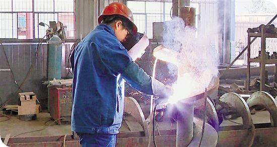 为什么电焊工不好找工作,为什么电焊工那么少