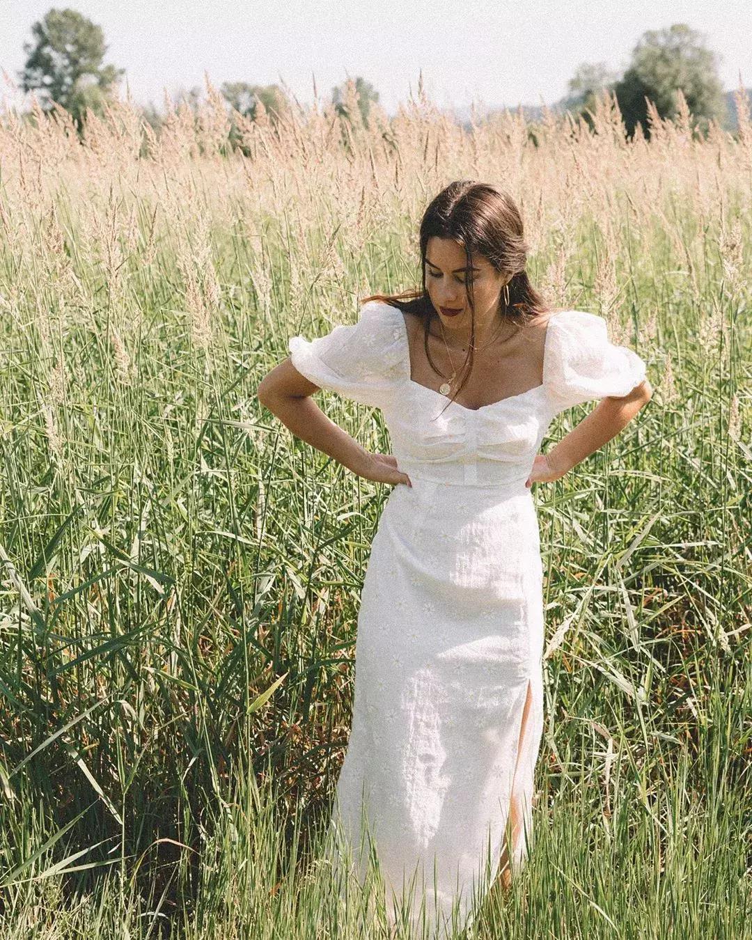 每次穿衣服的时候都觉得难受,瘦了之后穿衣服的感觉真的很舒服