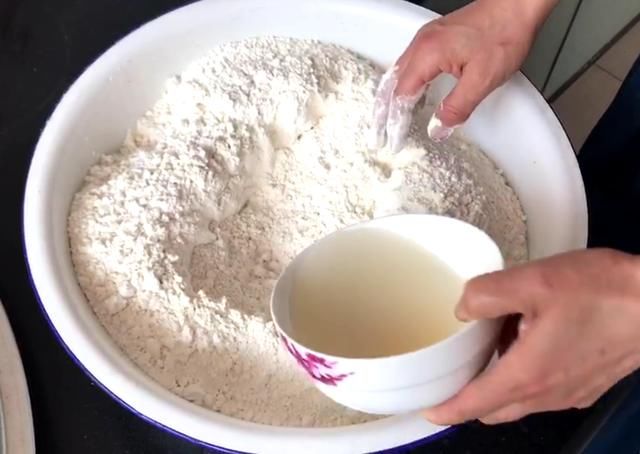 包子酵母粉用量,酵母粉的正确使用方法和用量