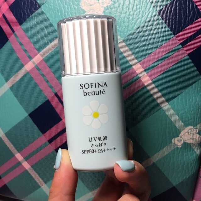 用100元测试防晒霜的效果,一百款防晒霜测试