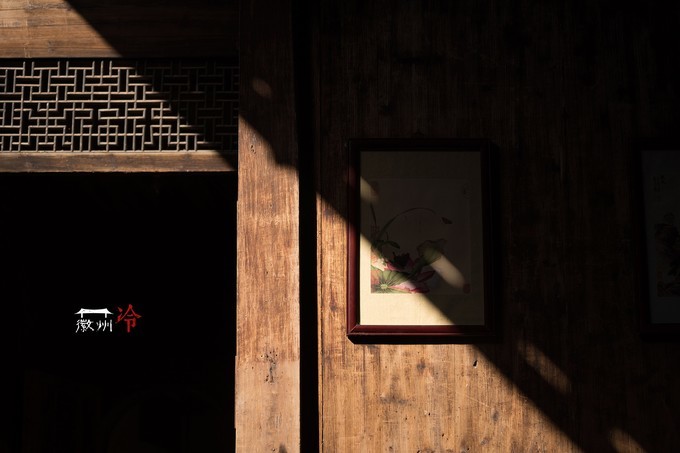 「徽州冷」宏村秋深晴少,友谊地久天