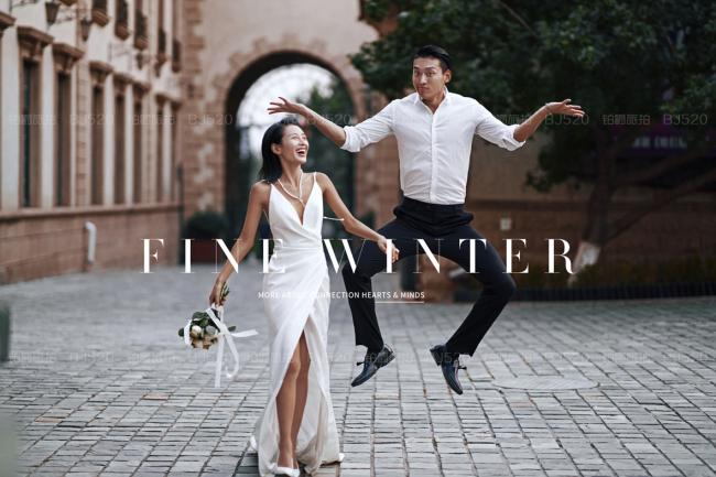 拍婚纱照怎么摆pose漂亮,婚纱照怎么摆姿势显大气端庄