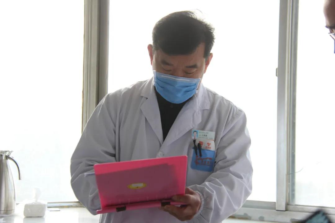 医生说热敷冷敷啥意思,扭伤医生怎么说