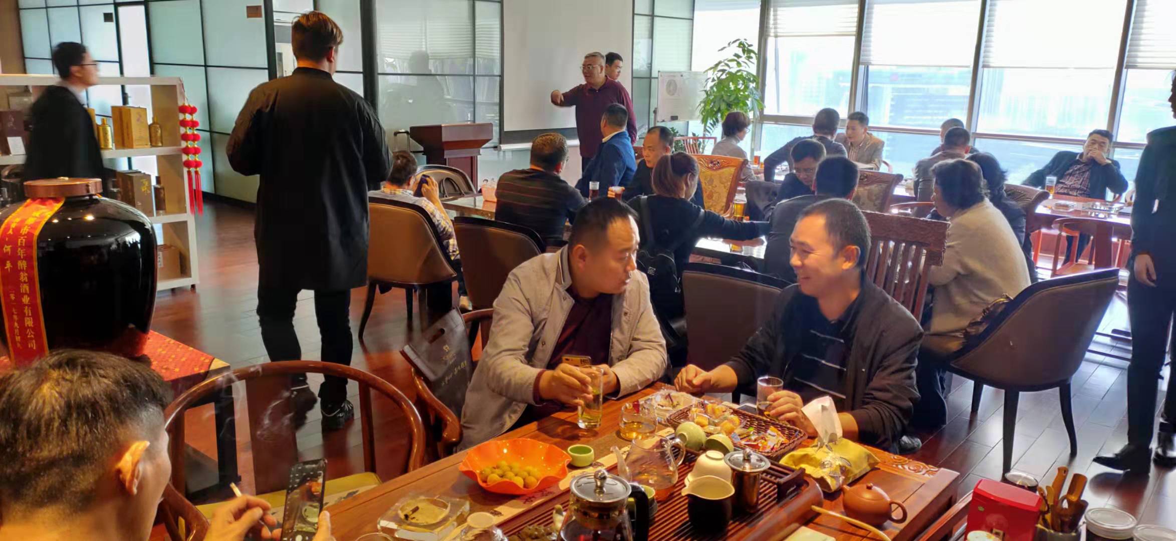 金秋美酒“醉”成都