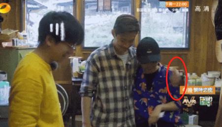 韩国的音乐天才，中国的笑柄，内娱综艺真的是“照妖镜”么？