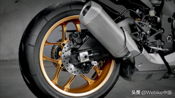 雅马哈摩托车YZFR25,雅马哈摩托车2023最新款600cc