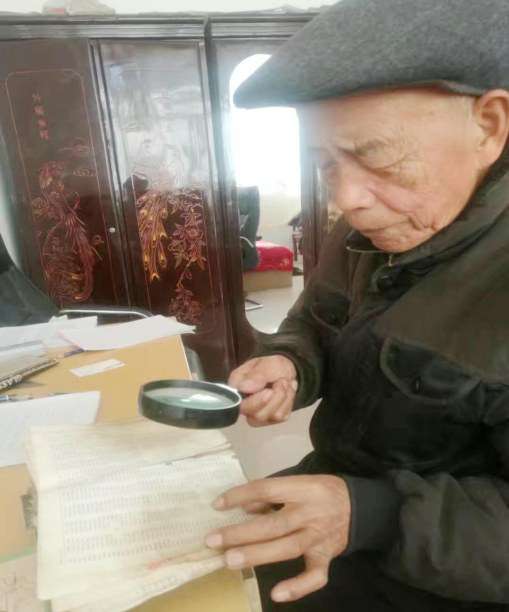 厉害了！山阴83岁老人出版5卷作品选