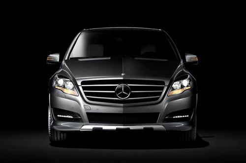 2021款奔驰R级到港！比埃尔法后排大，预计能火？