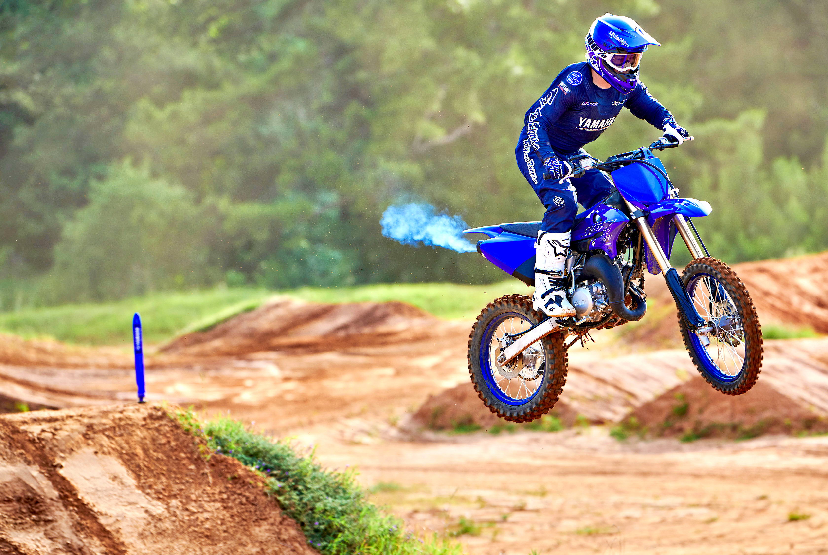 完全颠覆了我对漂移的认识,颠覆了我对比亚迪汽车的认知