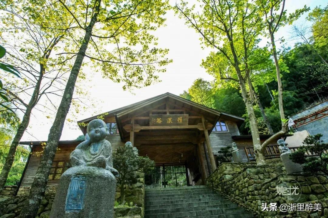 隐藏在深山中的千年古村视频,深山中隐藏着700年的浙江古村