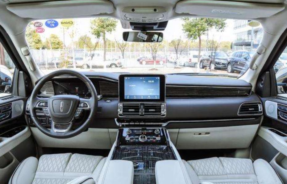 浅色内饰怎么保护,内饰深度清洁保养步骤