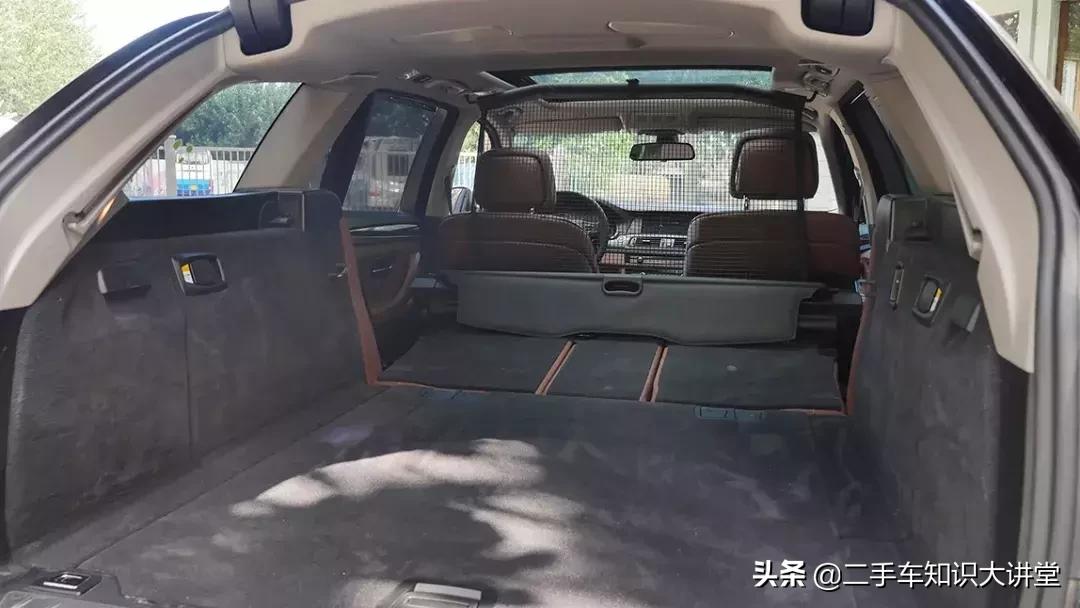 同样的价位买宝马5系还是奔驰e,最新款宝马5系值得买吗