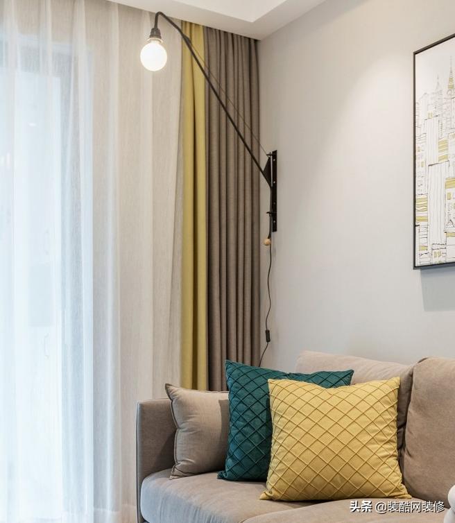 难以置信这竟是男孩子的家，清新柔软，女生见了都眼红