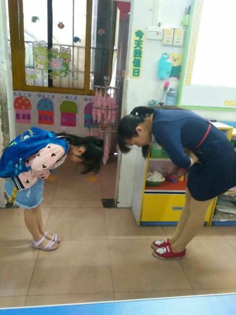 孩子在幼儿园究竟过得好不好，其实可从四个方面看出来，不妨一试