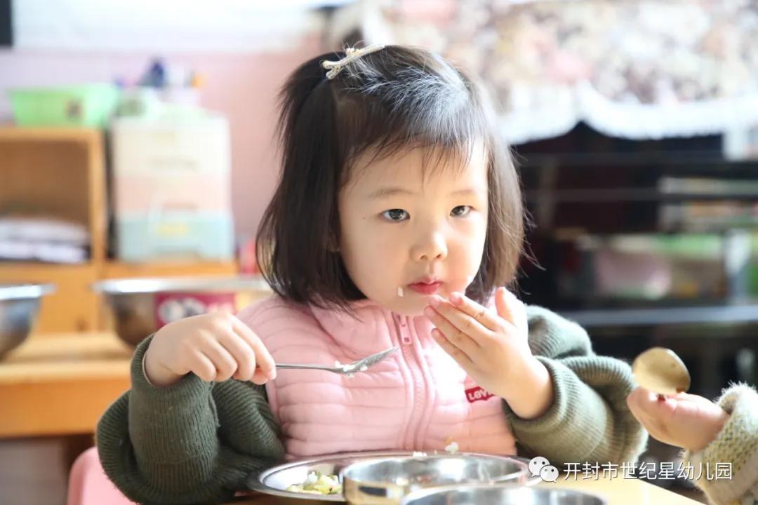 你好，小宝贝：世纪星艺术学院幼儿园新生半日体验活动