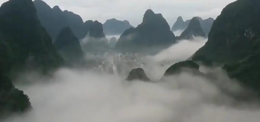 震撼的桂林山水视频,震撼大雾
