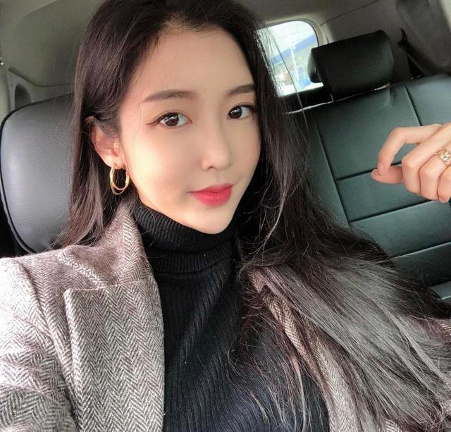 身材超好的马甲线小姐姐超模,身材超好有马甲线的女生