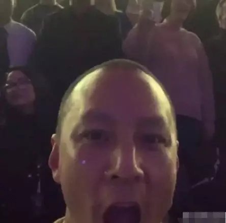 养发护发秃顶,脱发秃顶男