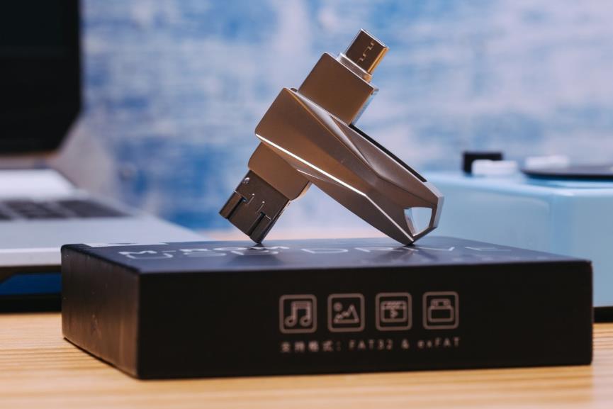 机械师深度测评,机械师4090主机测评