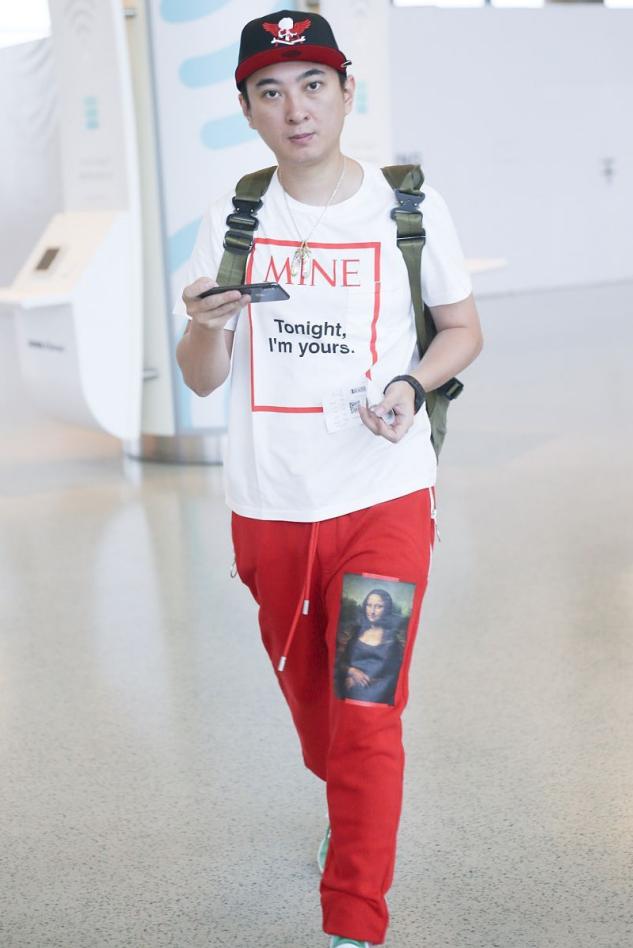 王思聪穿私服好看吗,王思聪穿工装裤