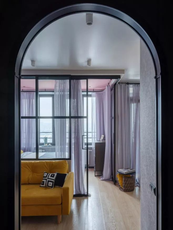 来看看这七款玻璃隔断吧,各种卧室玻璃隔断欣赏