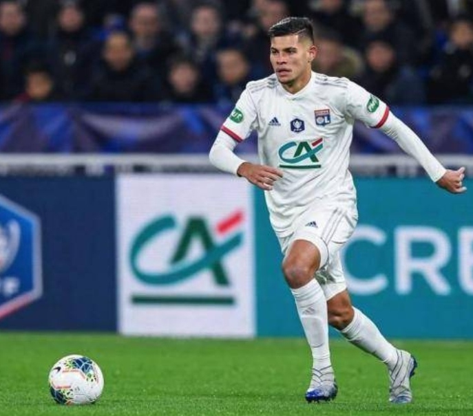 里昂队最新名单,里昂阵容2024