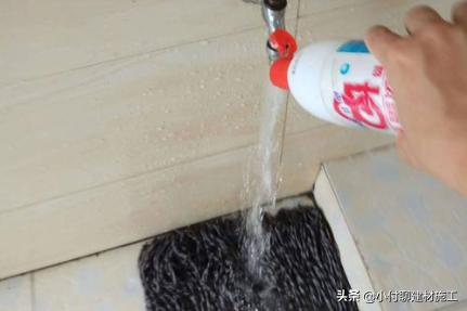 冠珠瓷砖拖地有腥味,瓷砖有腥味是不是瓷砖不好