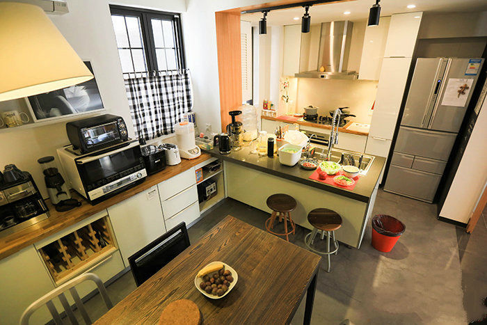 小户型开放式厨房怎么避免油烟,厨房餐厅一体半开放式厨房防油烟