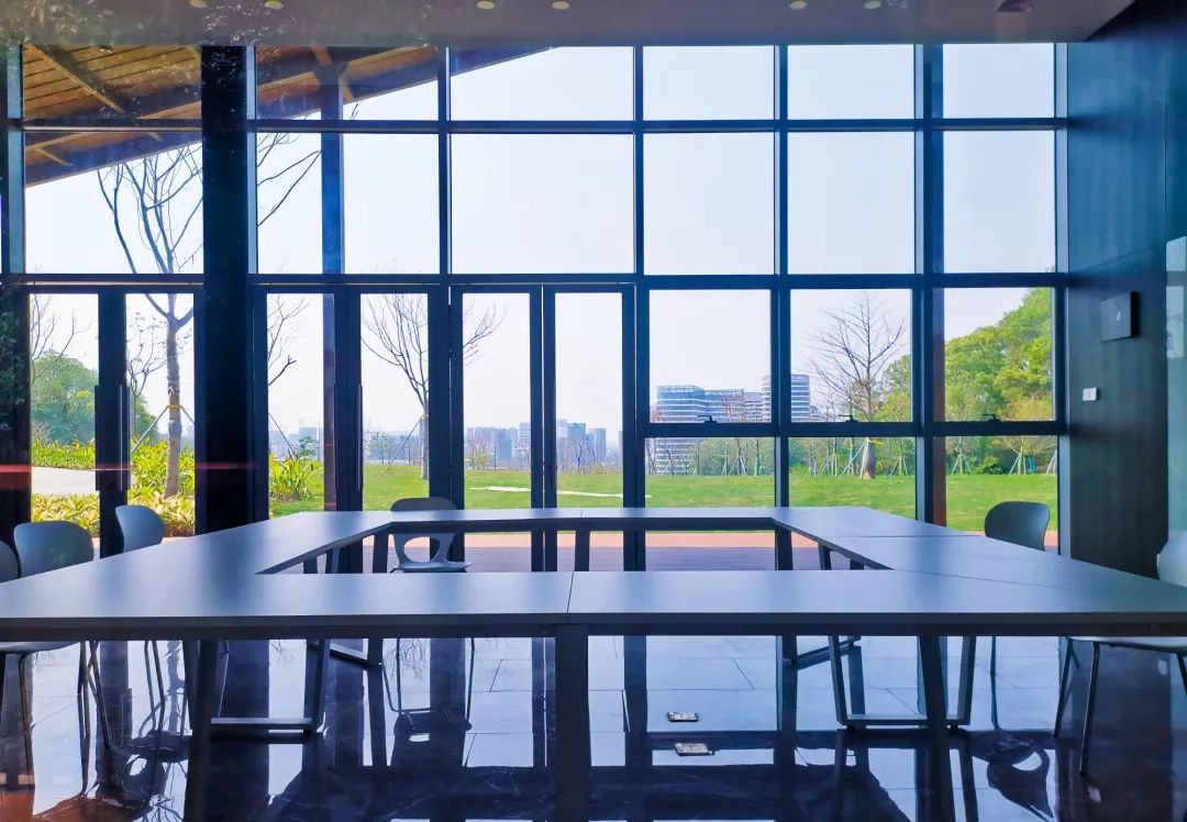 深圳天空之镜网红玻璃桥,深圳玻璃桥免费旅游攻略