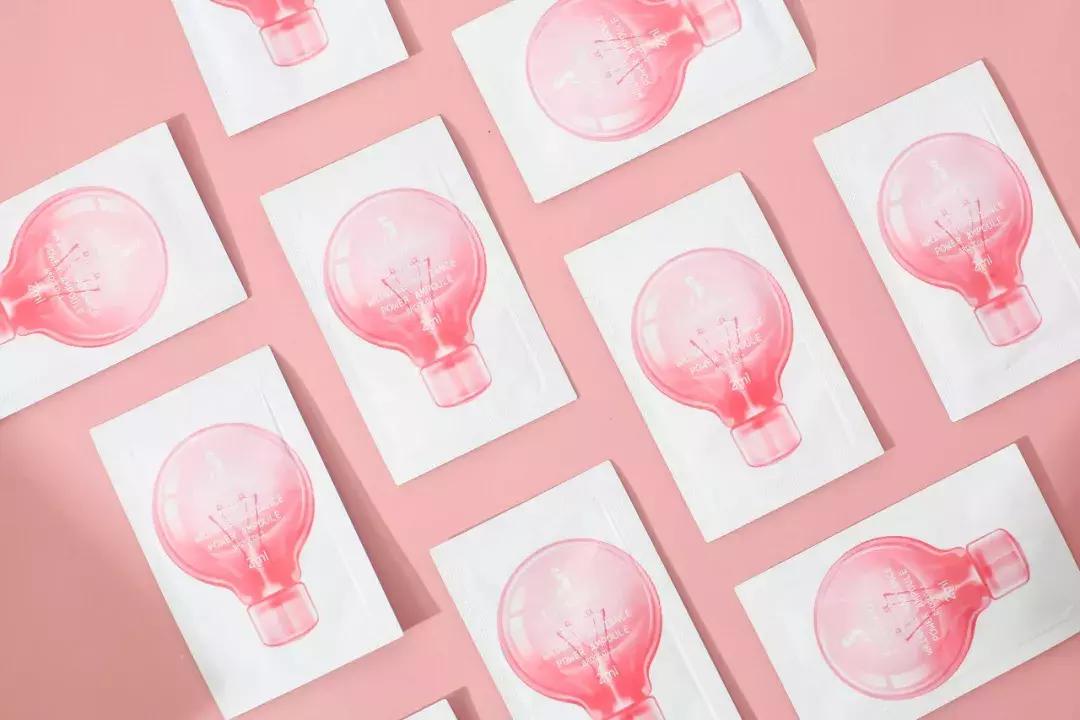 韩国小灯泡美白精华怎么样,韩国小灯泡精华真的能变白吗