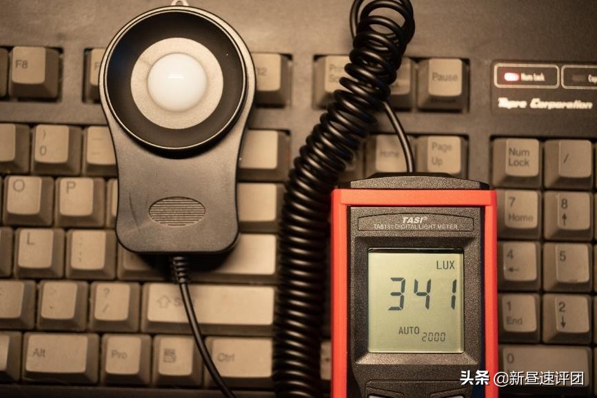 倍思沃可,倍思i沃克屏幕挂灯测评