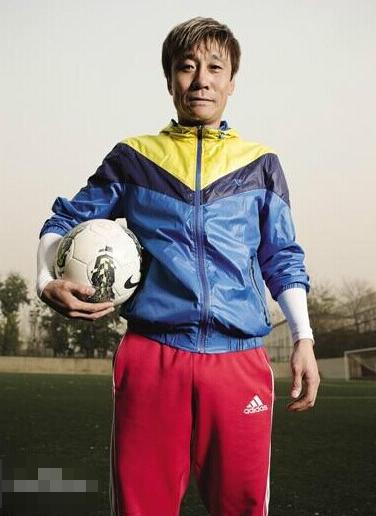 那英前任高峰分手原因,足球运动员高峰和那英