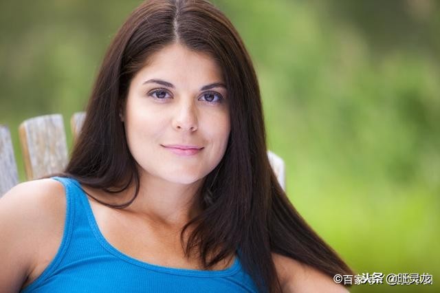 闪光灯适合拍什么风格的人像,拍人像相机闪光灯推荐