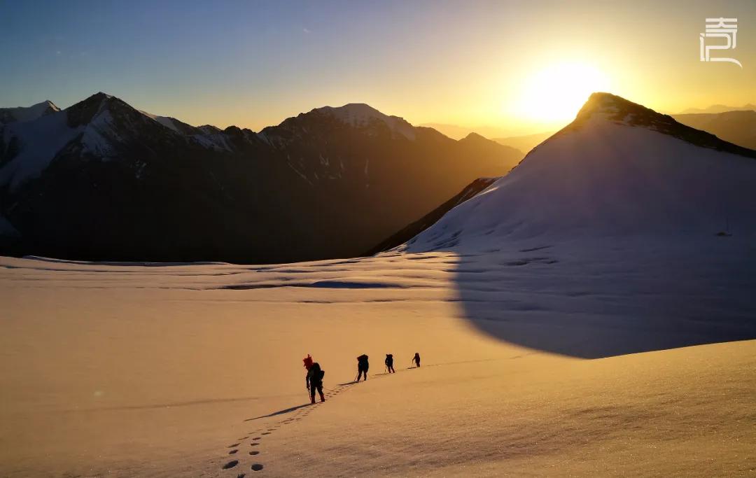 攀登30年，一群北大人的致青春