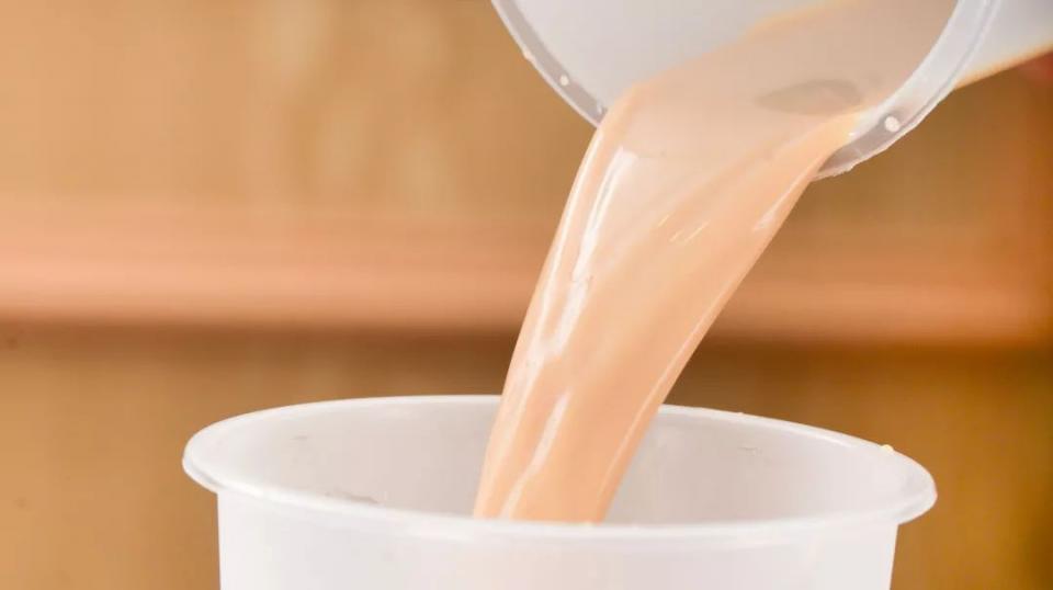 只卖3杯奶茶,只卖100多杯的奶茶